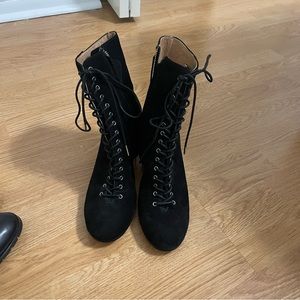 Joie women’s Reyan Black Suede Boots